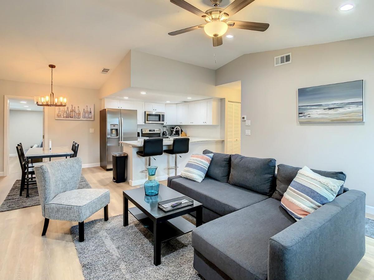 Crown Jewel Of Clearwater 10-15 Min To Beach 5 Min To St Pete Airport Villa Buitenkant foto