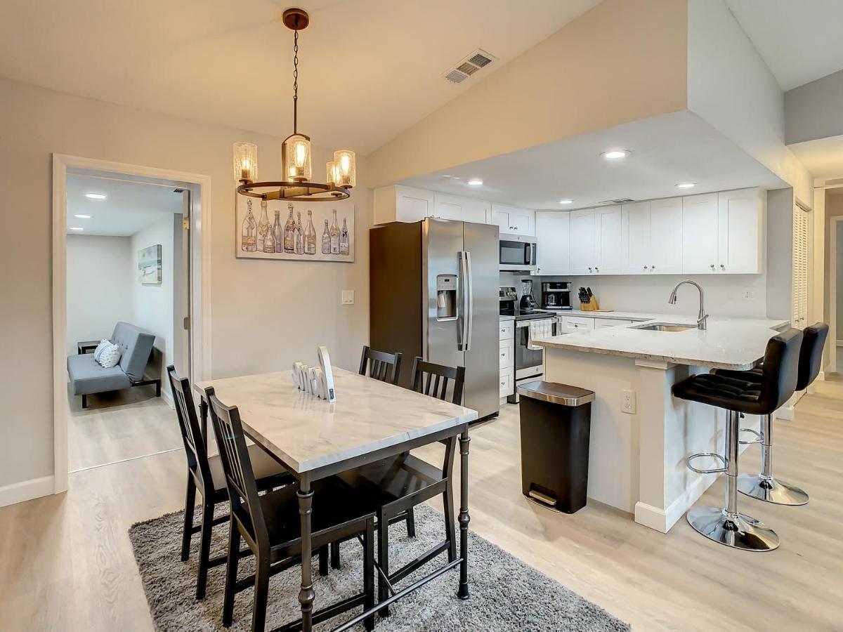 Crown Jewel Of Clearwater 10-15 Min To Beach 5 Min To St Pete Airport Villa Buitenkant foto