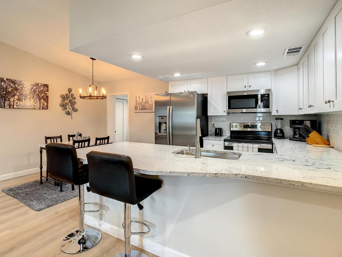 Crown Jewel Of Clearwater 10-15 Min To Beach 5 Min To St Pete Airport Villa Buitenkant foto