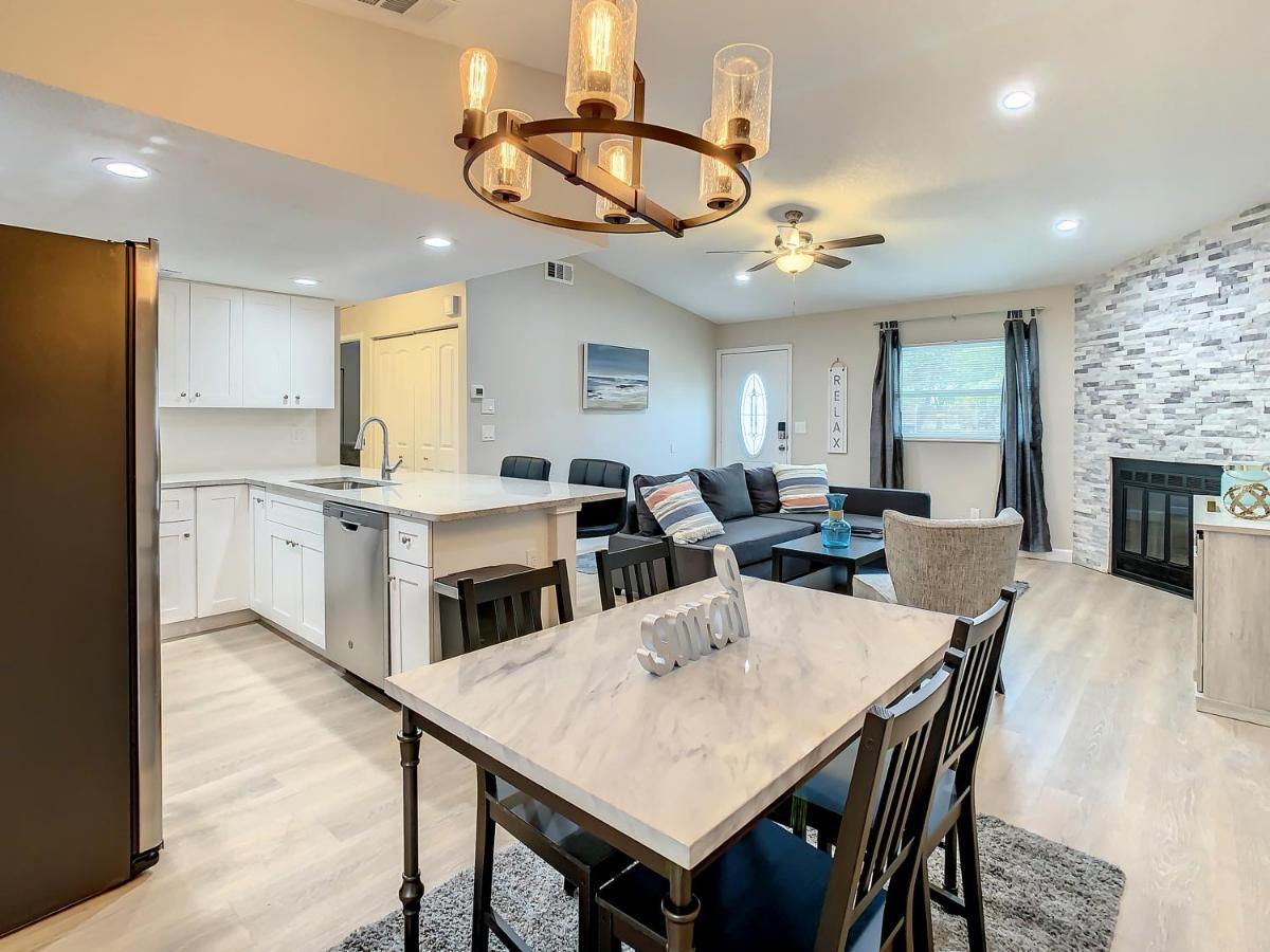 Crown Jewel Of Clearwater 10-15 Min To Beach 5 Min To St Pete Airport Villa Buitenkant foto